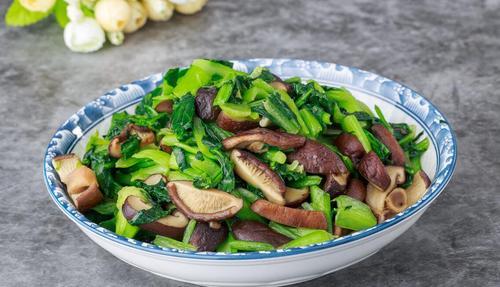 在家怎样做香菇炒青菜