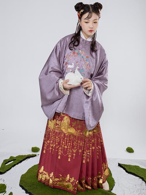 明制拜年服马面裙穿法教程