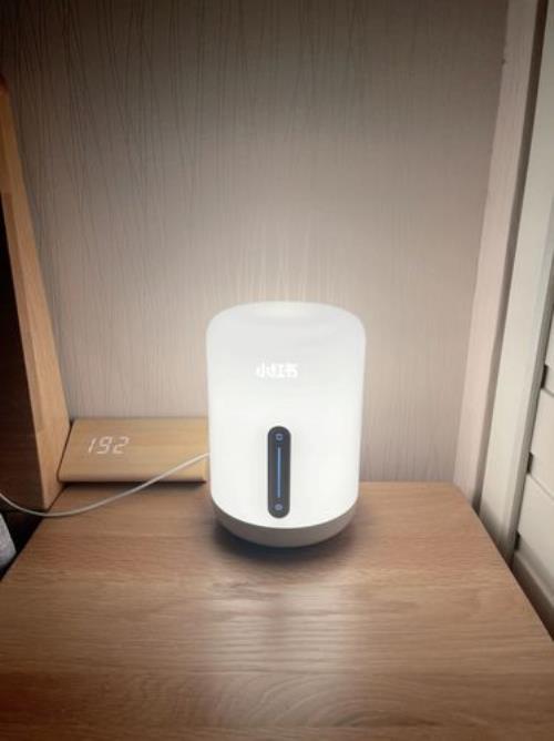 小米床头灯2流光模式怎么开