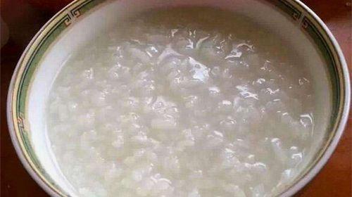 煮稀饭需要放多少水