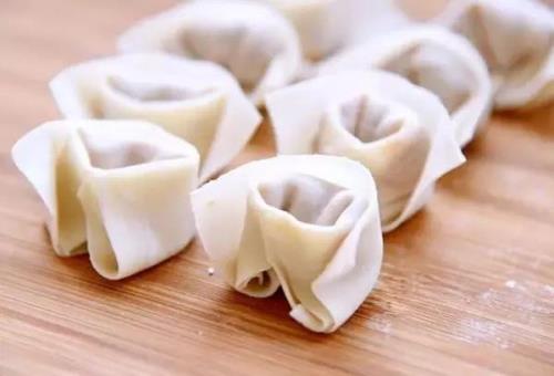 云吞和馄饨有什么区别