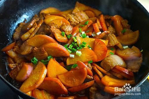 大肉炖萝卜的做法