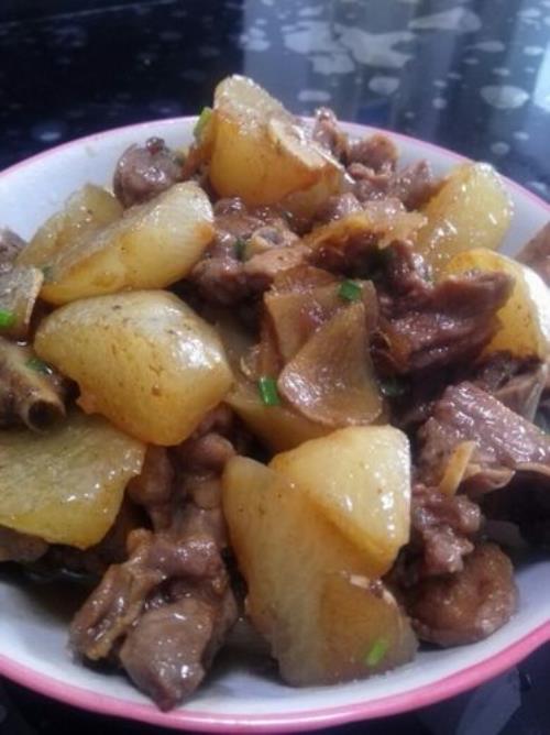 白萝卜炒鸭怎么做