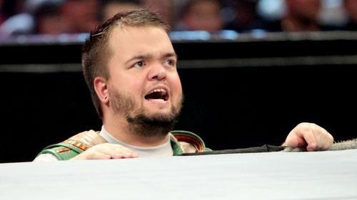 wwe巨人卡里退役了吗
