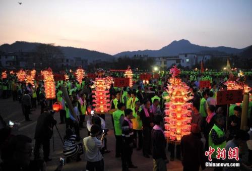 百屏花灯歌词