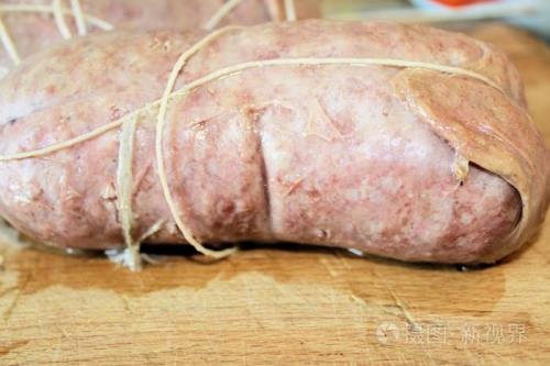 20斤肉能出多少香肠