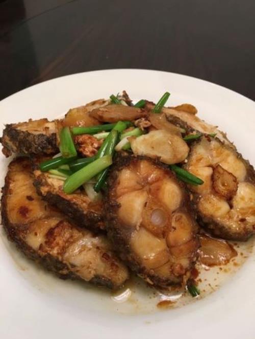 红烧鳕鱼块王刚