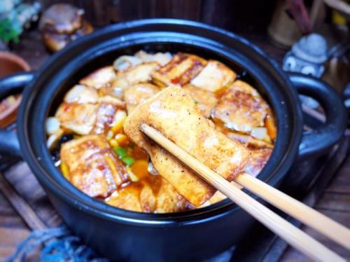砂锅豆腐啤酒草鱼的家常做法