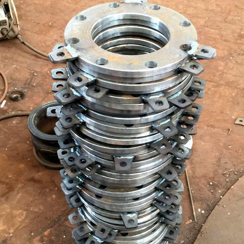 钢板法兰连接一般用什么钢