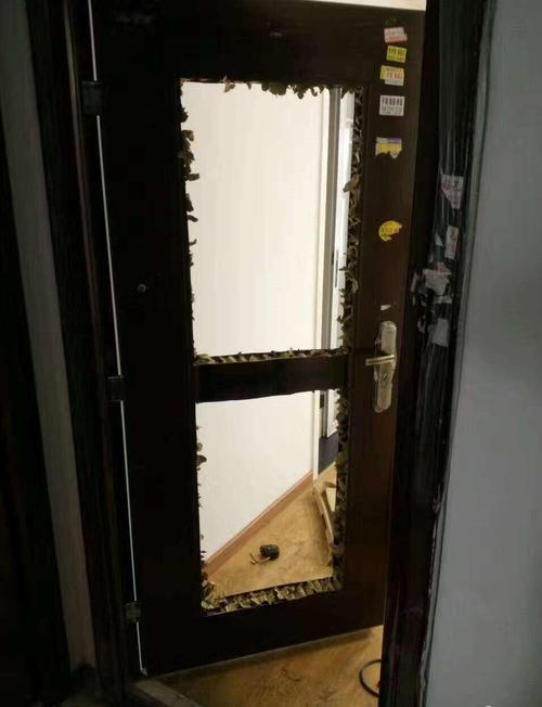 蜂窝纸填充防盗门的优点是什么