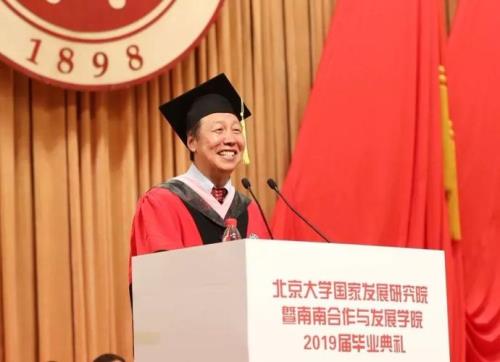 自私牧群理论解释