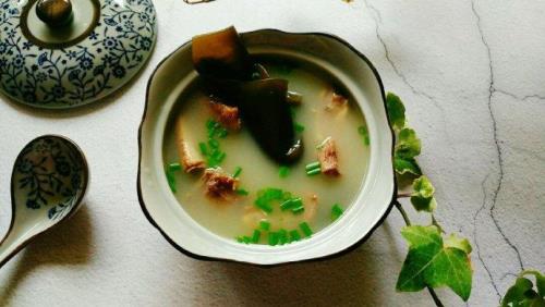 海带排骨汤的做法