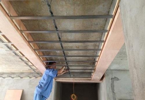 木龙骨用钉子好还是用螺丝好