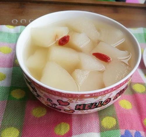 熬冰糖雪梨水需要多长时间