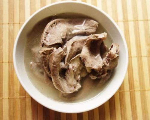 钩藤炖猪心正确做法
