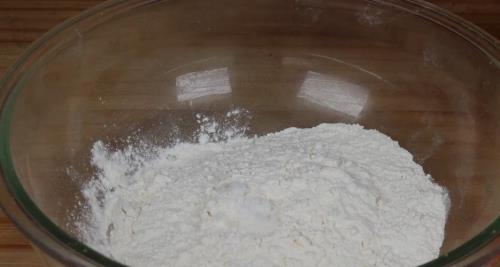 用啤酒白糖白醋发面只需十分钟