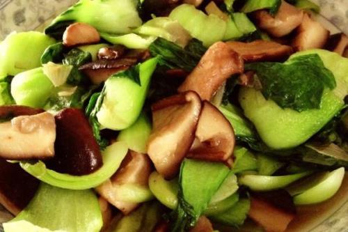 香菇炒油菜是怎么做的