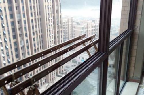 雷林照明灯怎么关