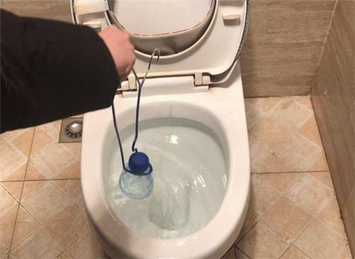 马桶塞子如何使用