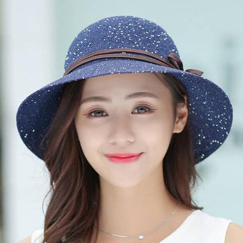 50岁左右的女人戴什么帽子适合