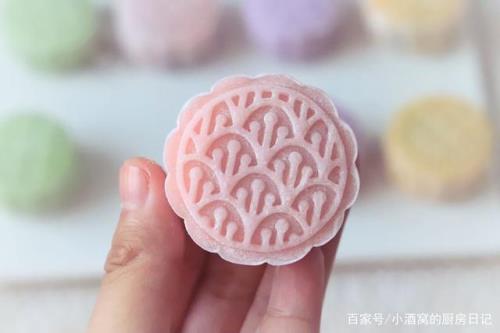 冰皮月饼直接吃还是蒸一下