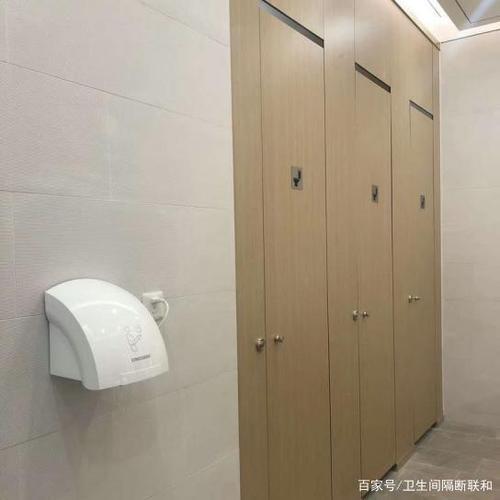男女厕所混用合理吗