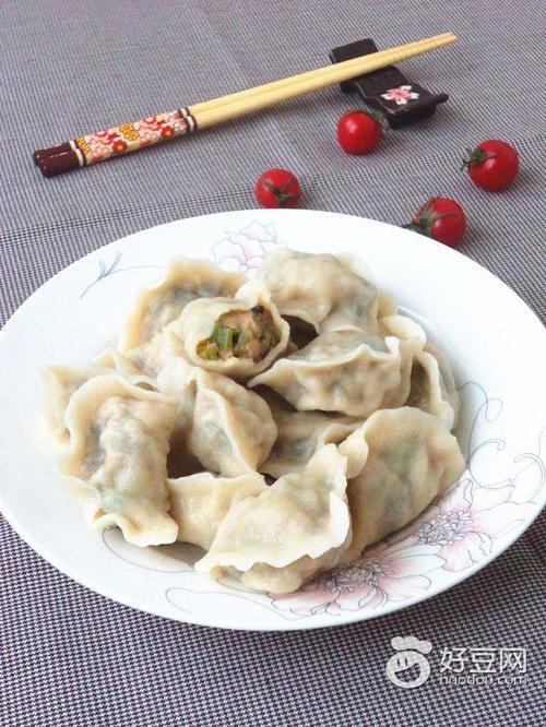芹菜馅大蒸饺怎么做