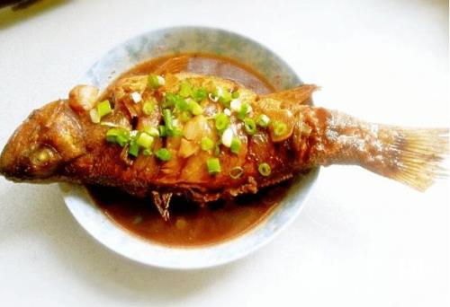 红烧鲈鱼的做法
