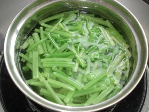 芹菜汁过滤和不过滤的区别