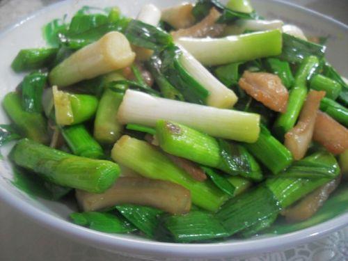 大蒜炒肉有青涩味怎么办
