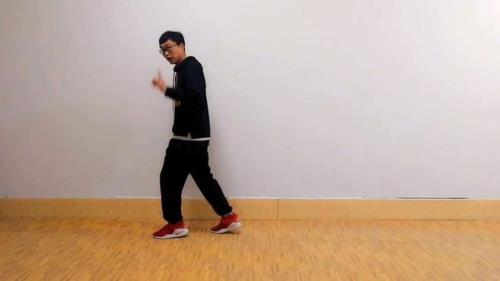 学太空步怎么最快