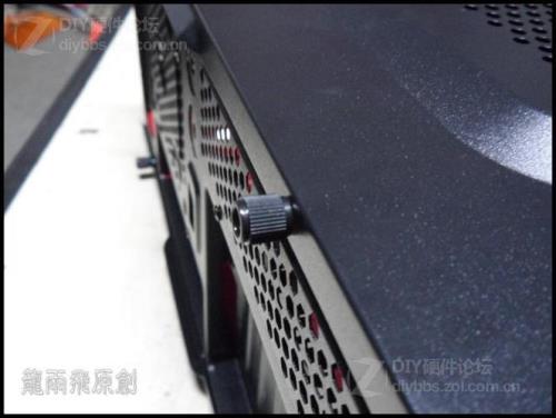 机箱侧板碎了怎么办