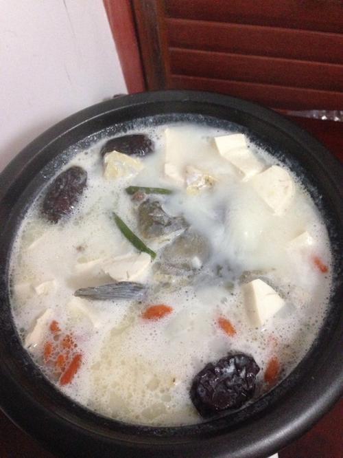 鱼汤炖豆腐怎么做好吃
