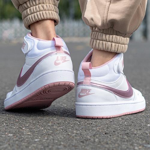 耐克小乔治城属于什么系列