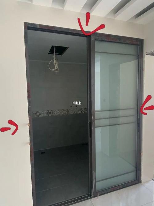 卫生间拉门门框怎么拆除