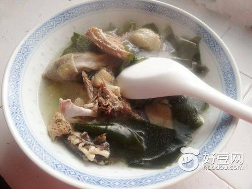 海带炖鸭子怎么做