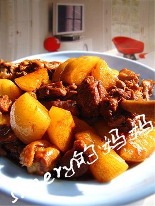 鸭腿烧白萝卜的家常做法