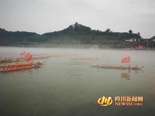 漫江碧透，百舸争流是什么意思