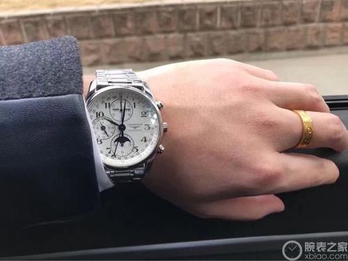 浪琴八针月相后面钻石是真的吗