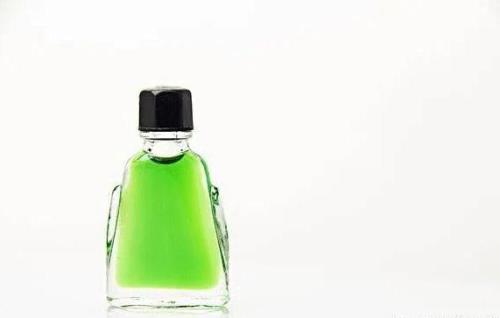 风油精滴到塑料上怎么擦不掉