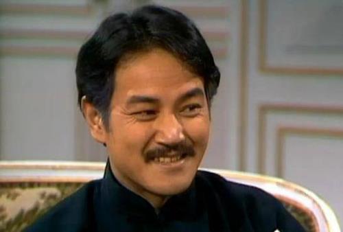 上海滩汤镇业演的什么人