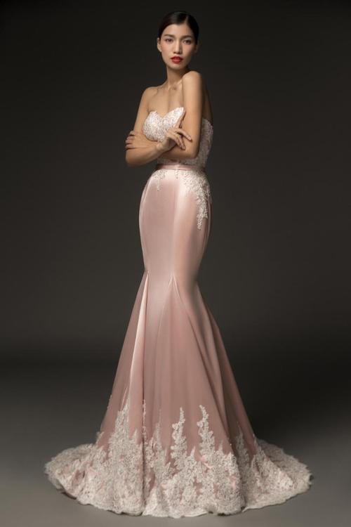 臀部丰满的新娘适合鱼尾婚纱吗