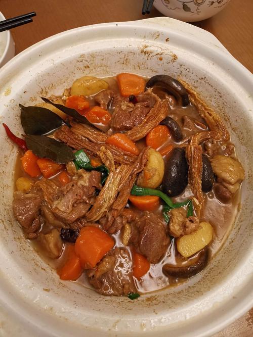 砂锅炖羊排做法