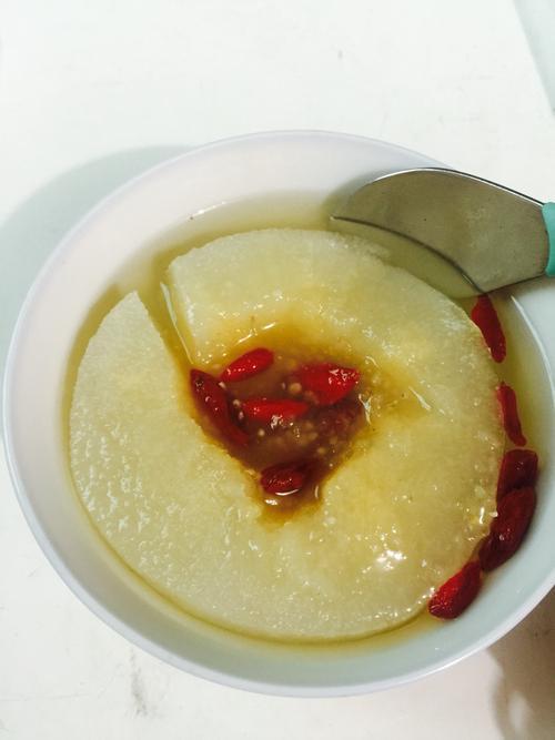 冰糖雪梨怎么煮的