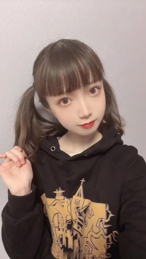 含含和川川分别是谁的孩子