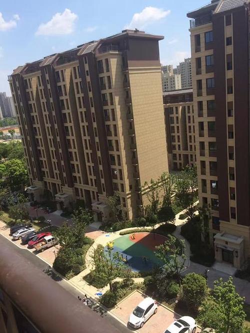 房产证是住宅但是又写商业网点