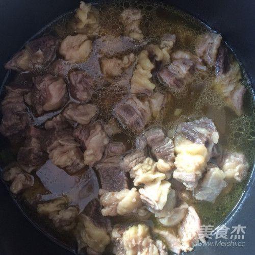 炖牛肉可以放大料吗