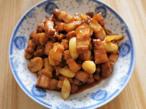 大蒜烧肉怎么做