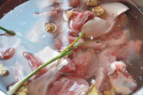 羊肉冷水浸泡8小时没事吧