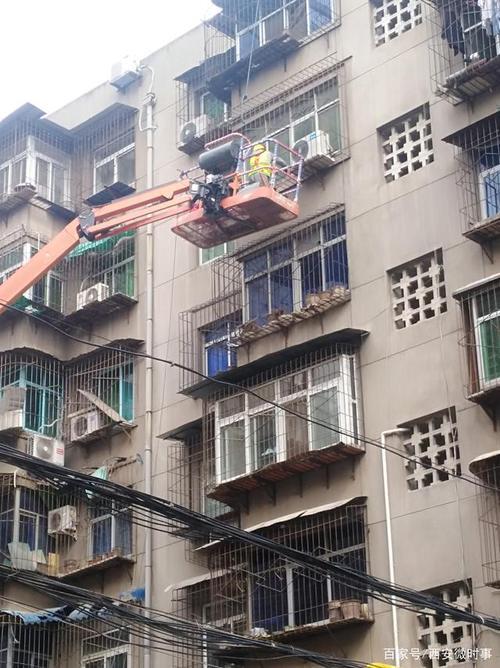 防护网怎么拆下来